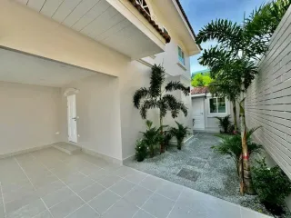 Casa en venta de 4 habitaciones en Bang Lamung, Chonburi