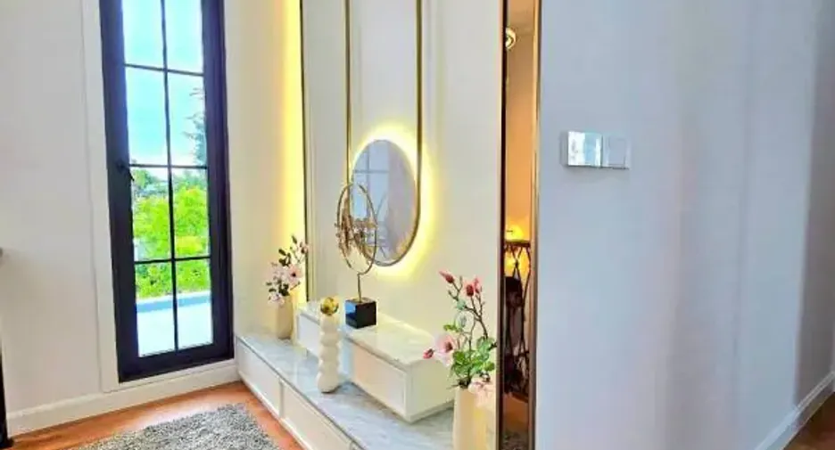 Casa en venta de 4 habitaciones en Bang Lamung, Chonburi