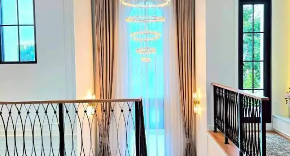 Casa en venta de 4 habitaciones en Bang Lamung, Chonburi