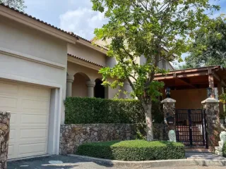 出售 3 卧室 独立屋 在 Bang Lamung, Chon Buri