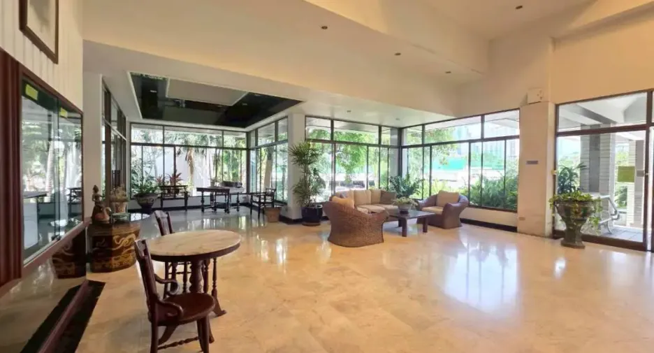 For sale 3 bedrooms condo in Bang Lamung, Chonburi