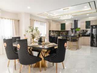 À vendre 5 chambres maison à Bang Lamung, Chonburi