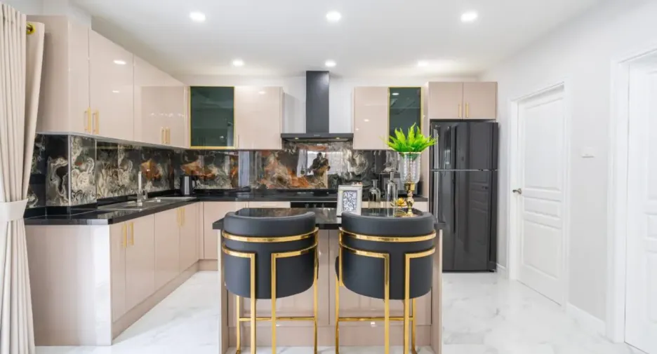 ขาย 5 ห้องนอน บ้านเดี่ยว ใน บางละมุง, ชลบุรี