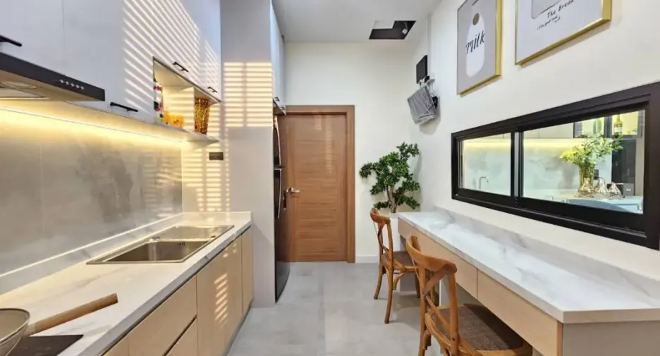 À vendre 4 chambres maison à Bang Lamung, Chonburi