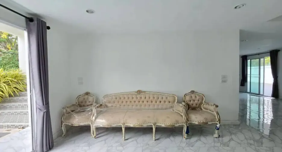 For sale 3 ベッドルーム house in Jomtien, Pattaya