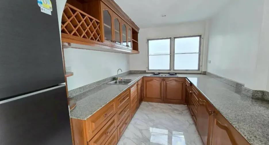 For sale 3 ベッドルーム house in Jomtien, Pattaya