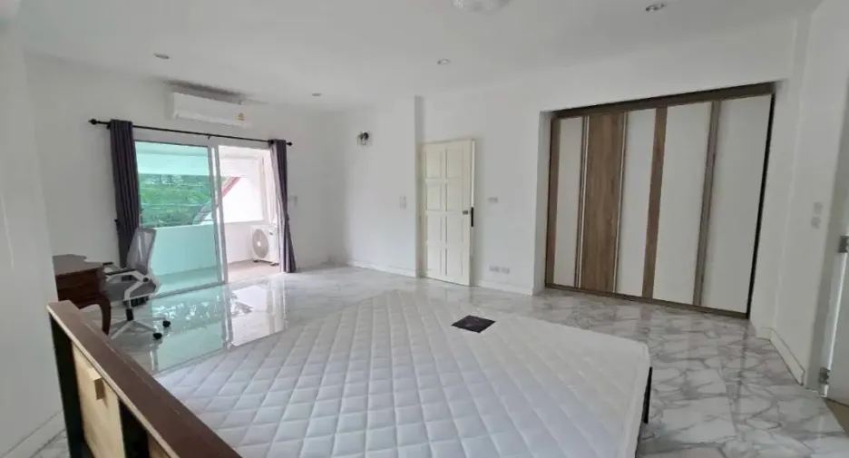 For sale 3 ベッドルーム house in Jomtien, Pattaya