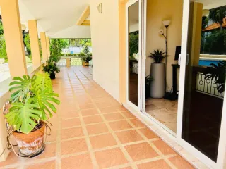 À vendre 4 chambres maison à Bang Saray, Pattaya