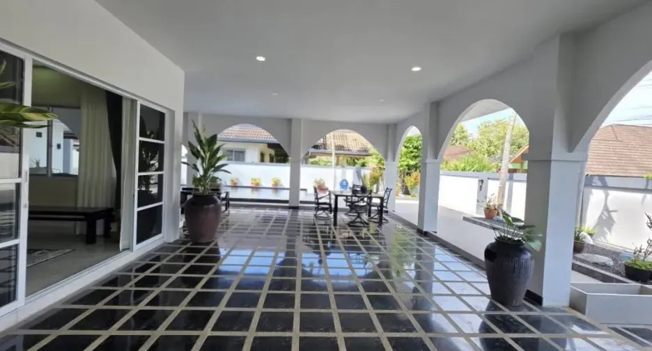 For rent そして for sale 3 ベッドルーム house in Bang Lamung, Chonburi