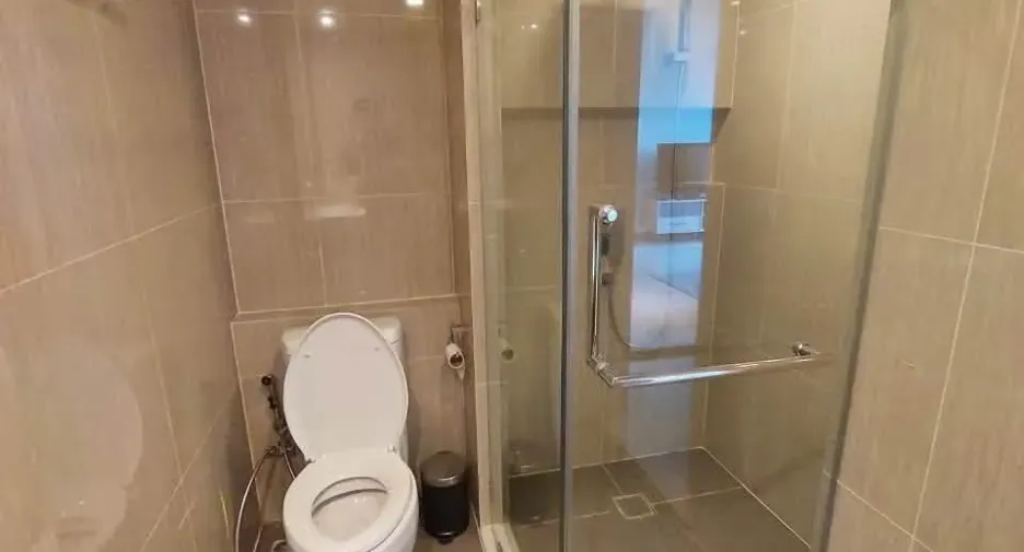 For sale 2 bedrooms condo in Watthana, Bangkok