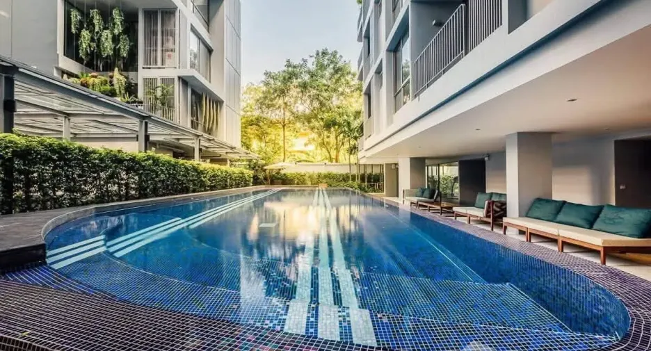 For sale 2 bedrooms condo in Watthana, Bangkok