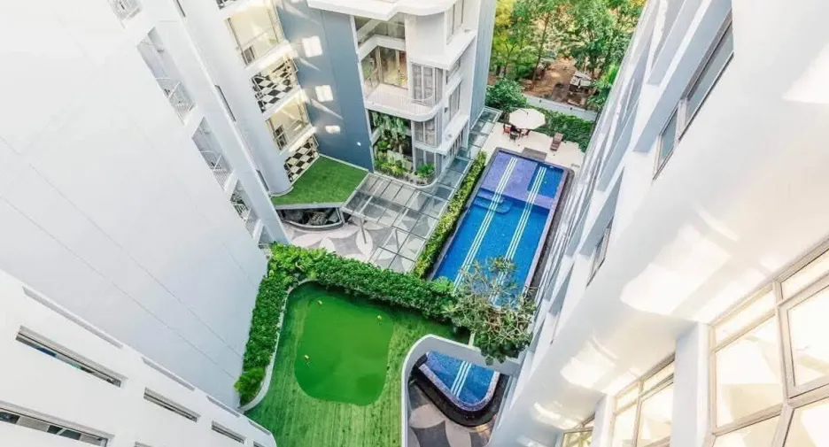 For sale 2 bedrooms condo in Watthana, Bangkok