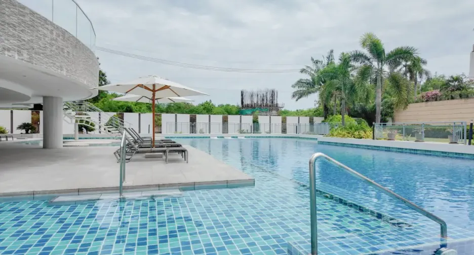 For sale 2 ベッドルーム condo in Jomtien, Pattaya