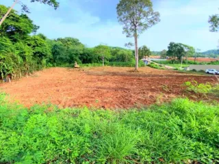 À vendre terrain à Bang Lamung, Chonburi