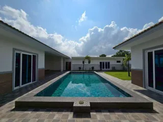 À vendre 5 chambres maison à Bang Lamung, Chonburi