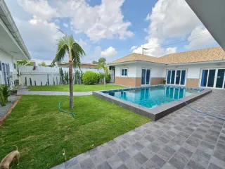 À vendre 5 chambres maison à Bang Lamung, Chonburi