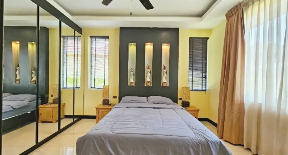 Haus zur Miete und zum Kauf mit 4 Zimmer in Bang Lamung, Chonburi
