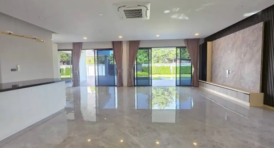 出售 3 卧室 独立屋 在 Bang Lamung, Chon Buri