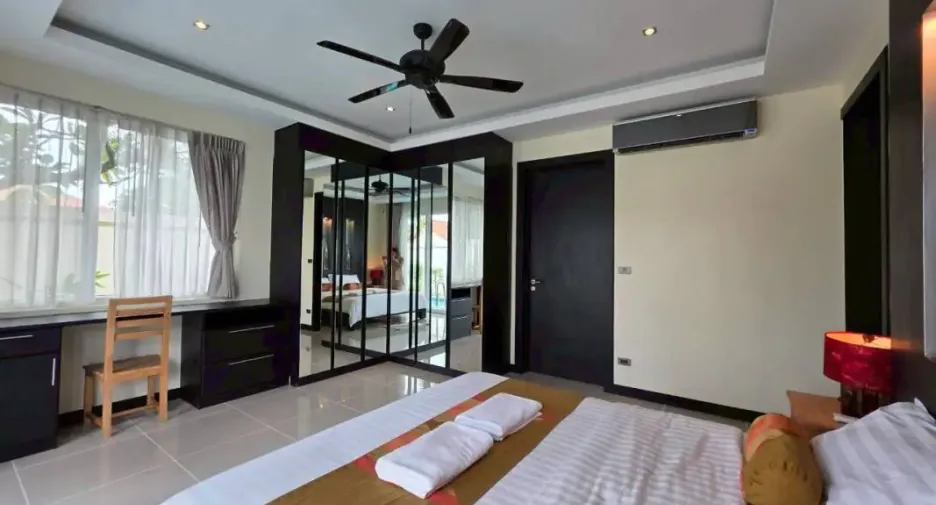 ให้เช่า และ ขาย 4 ห้องนอน บ้านเดี่ยว ใน บางละมุง, ชลบุรี