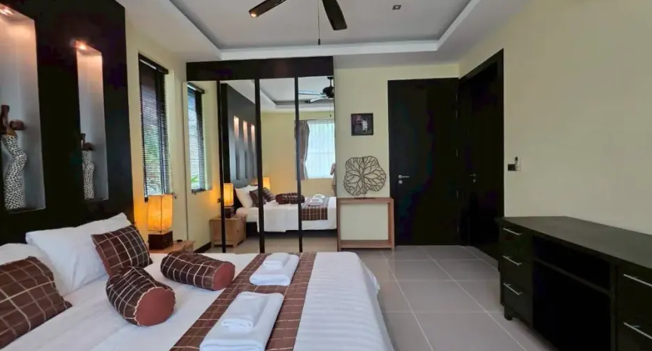 ให้เช่า และ ขาย 4 ห้องนอน บ้านเดี่ยว ใน บางละมุง, ชลบุรี