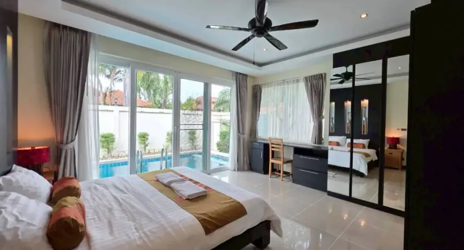 ให้เช่า และ ขาย 4 ห้องนอน บ้านเดี่ยว ใน บางละมุง, ชลบุรี
