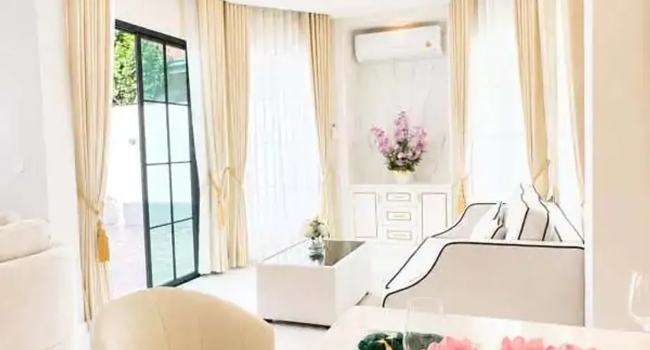 Casa en venta de 4 habitaciones en Bang Lamung, Chonburi