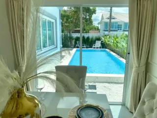 For sale 5 bedrooms house in Bang Lamung, Chonburi