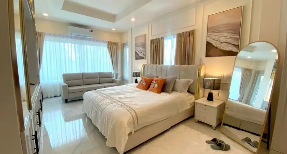 For sale 5 ベッドルーム house in Bang Lamung, Chonburi