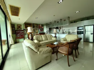 Condo en venta de 2 habitaciones en Bang Lamung, Chonburi