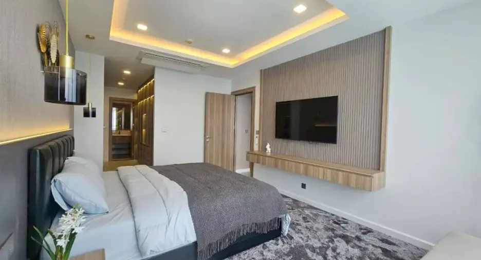 For sale 3 bedrooms condo in Bang Lamung, Chonburi
