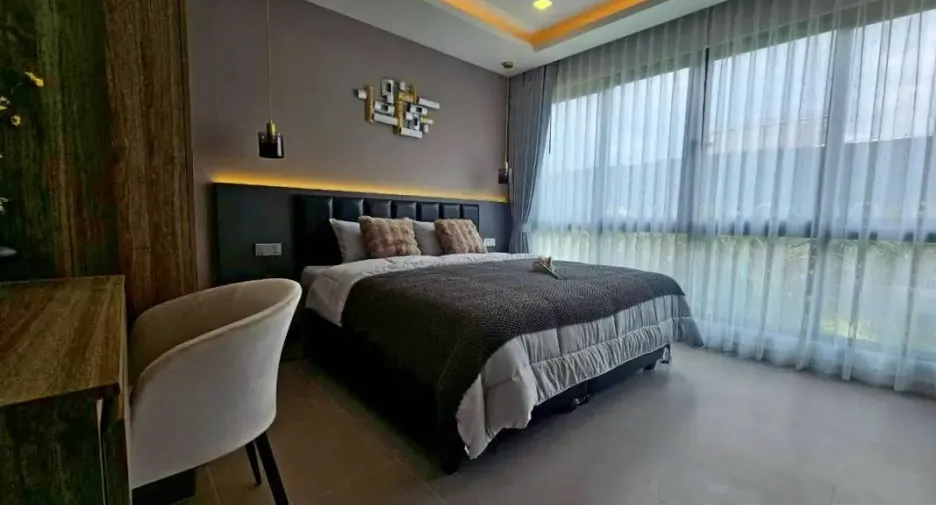 For sale 3 bedrooms condo in Bang Lamung, Chonburi