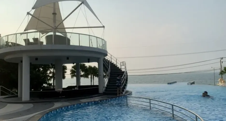 Wohnung zum Kauf mit 2 Zimmer in Bang Saray, Pattaya