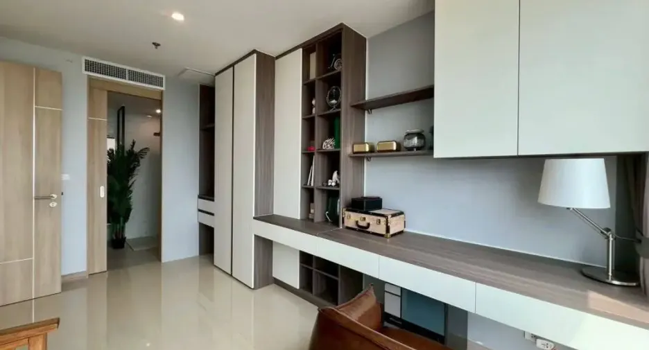 For sale 2 bedrooms condo in Jomtien, Pattaya