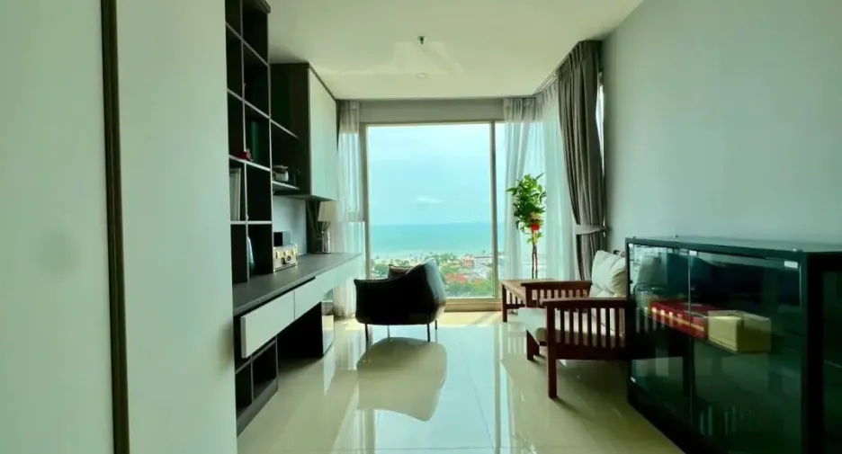 For sale 2 bedrooms condo in Jomtien, Pattaya
