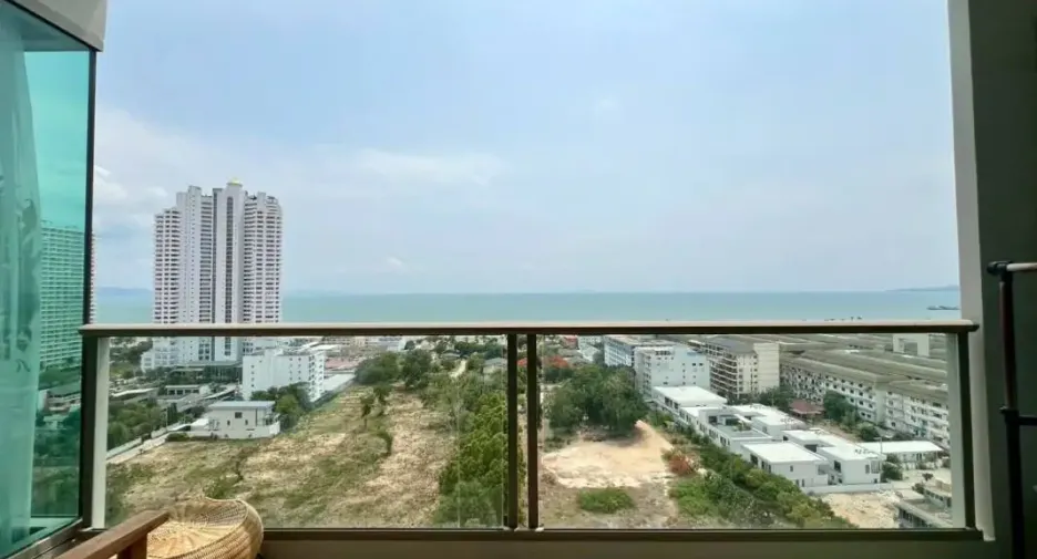 For sale 2 bedrooms condo in Jomtien, Pattaya