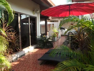 À louer et à vendre 3 chambres maison à Bang Lamung, Chonburi