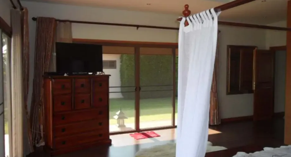 ให้เช่า และ ขาย 3 ห้องนอน บ้านเดี่ยว ใน ห้วยใหญ่, พัทยา