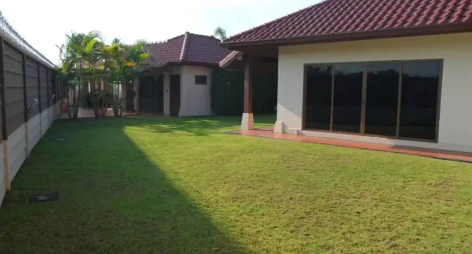 ให้เช่า และ ขาย 3 ห้องนอน บ้านเดี่ยว ใน ห้วยใหญ่, พัทยา