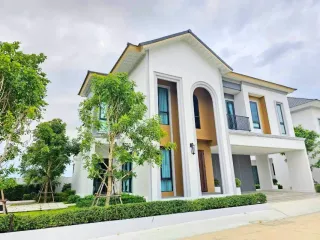 出售 4 卧室 独立屋 在 Bang Lamung, Chon Buri