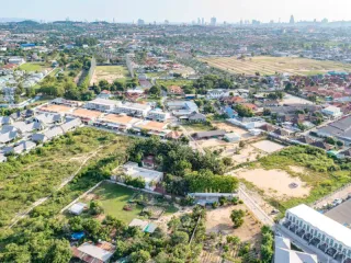À vendre terrain à Bang Lamung, Chonburi