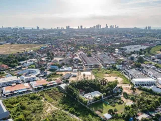 À vendre terrain à Bang Lamung, Chonburi