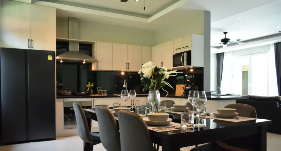 Haus zum Kauf mit 4 Zimmer in Bang Lamung, Chonburi
