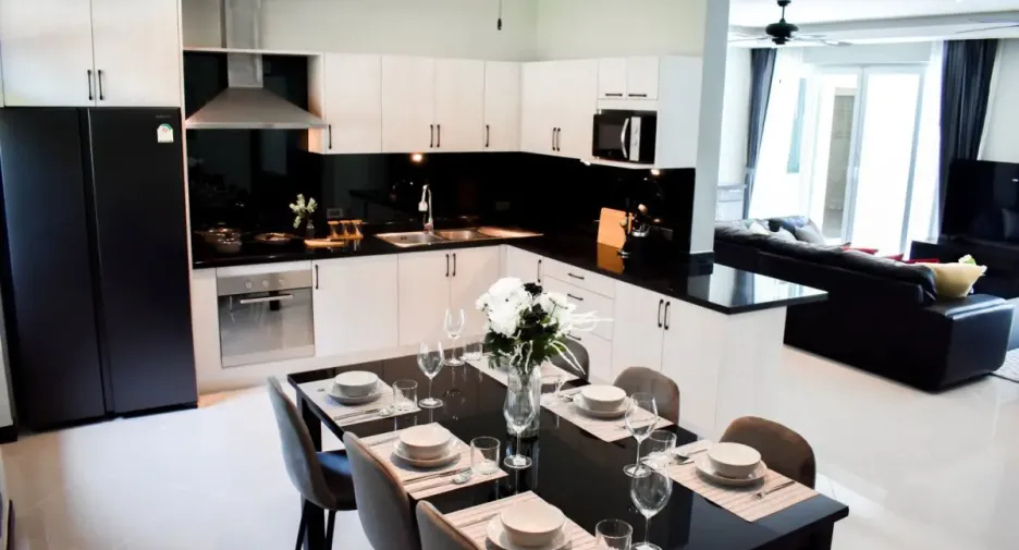 Haus zum Kauf mit 4 Zimmer in Bang Lamung, Chonburi