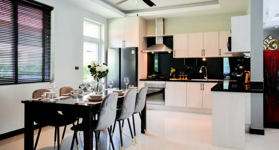 Haus zum Kauf mit 4 Zimmer in Bang Lamung, Chonburi