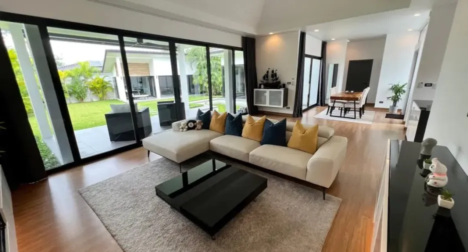 À vendre 3 chambres maison à Huay Yai, Pattaya