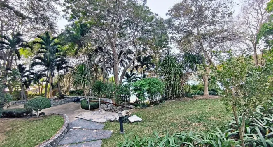 À vendre 2 chambres condo à Bang Lamung, Chonburi