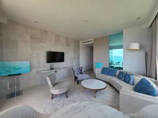 À vendre 2 chambres condo à Na Jomtien, Pattaya
