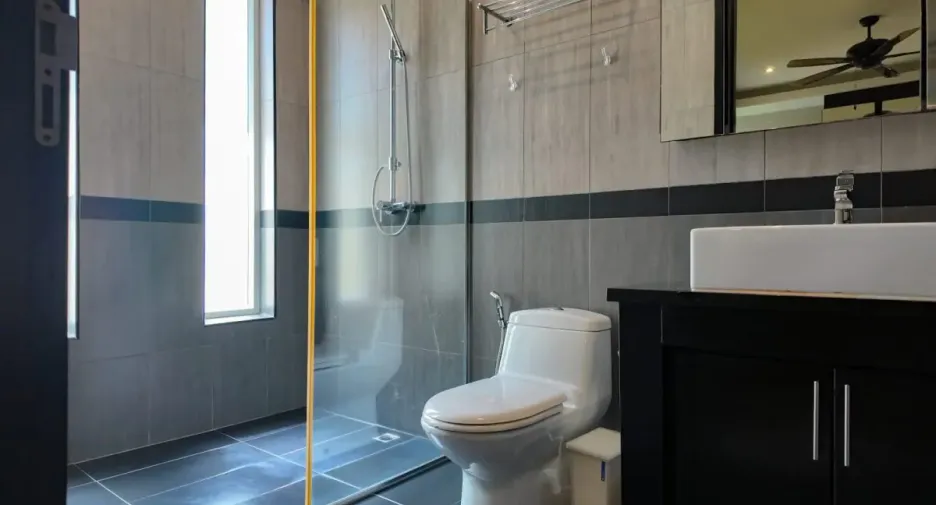 Haus zum Kauf mit 4 Zimmer in Bang Lamung, Chonburi