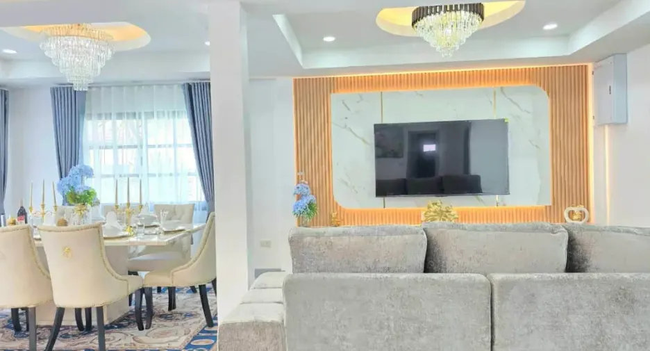 For sale 4 bedrooms house in Bang Lamung, Chonburi