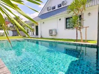 For sale 4 bedrooms house in Bang Lamung, Chonburi